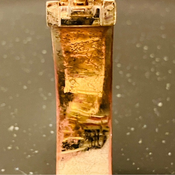 Tory Burch- White Leather Inlay Hinged Bracelet in Gold. EUC - Picture 6 of 8